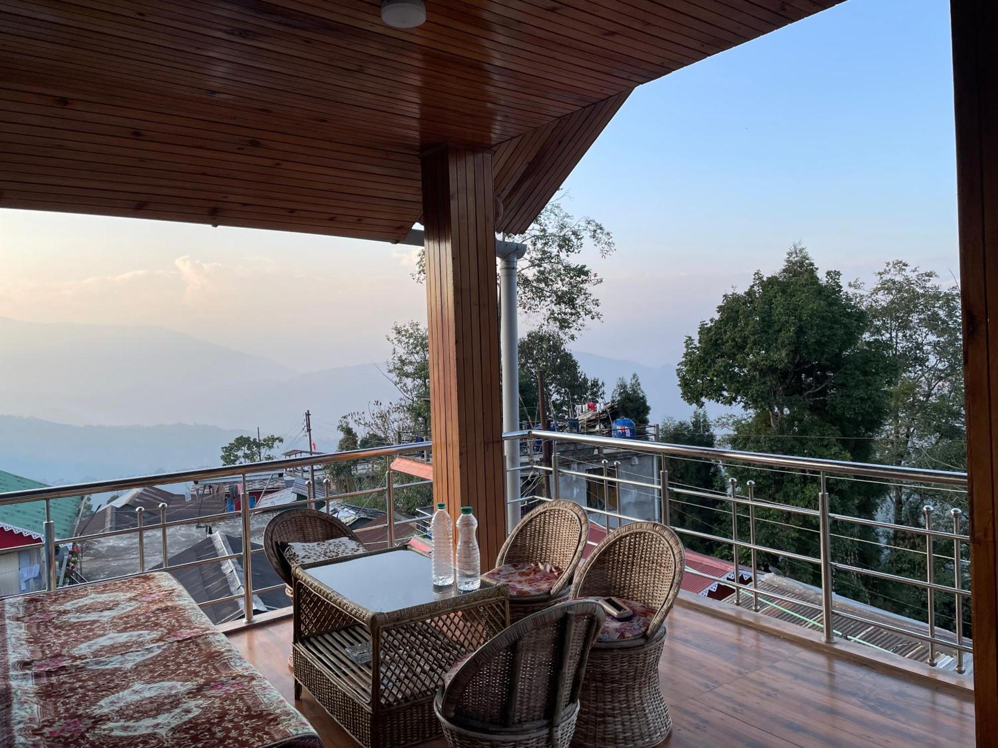 Munglan Homestay Darjeeling  Exteriör bild